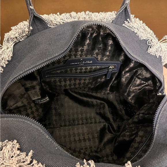 Karl Lagerfeld Paris MARGOT FRINGE ZIP CANVAS TOTE - Picture 5 of 7